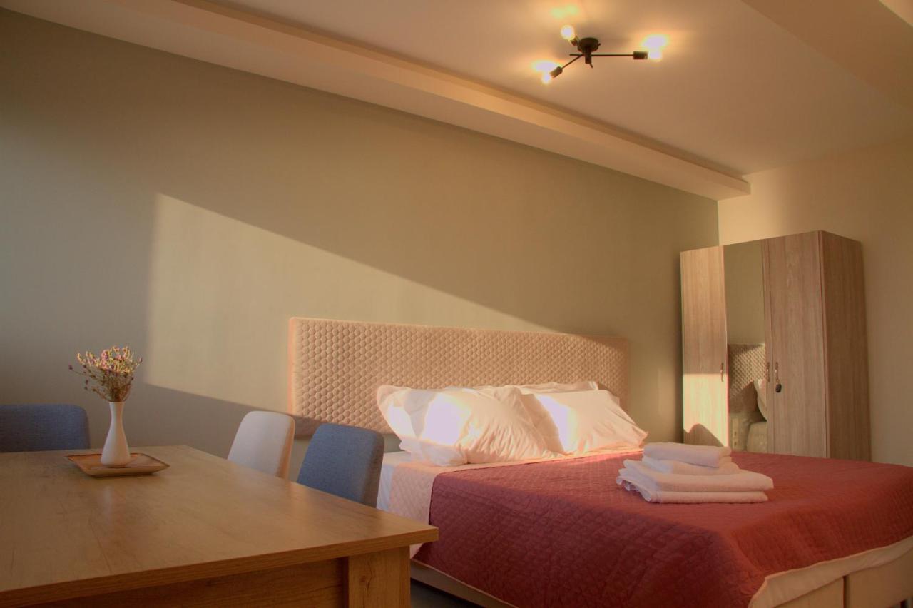 Melikiron Luxury Apartments Áyios Nikítas エクステリア 写真