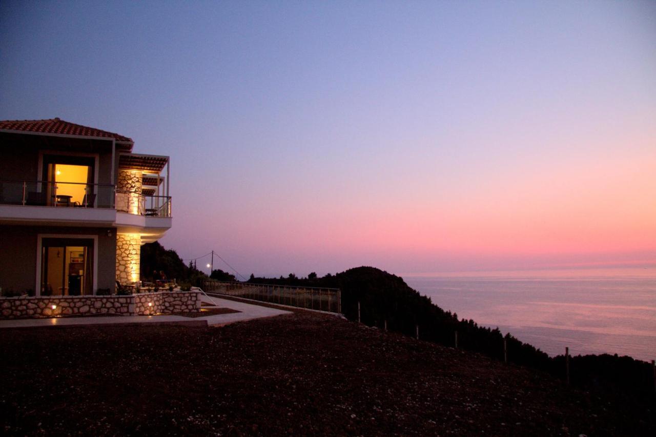 Melikiron Luxury Apartments Áyios Nikítas エクステリア 写真