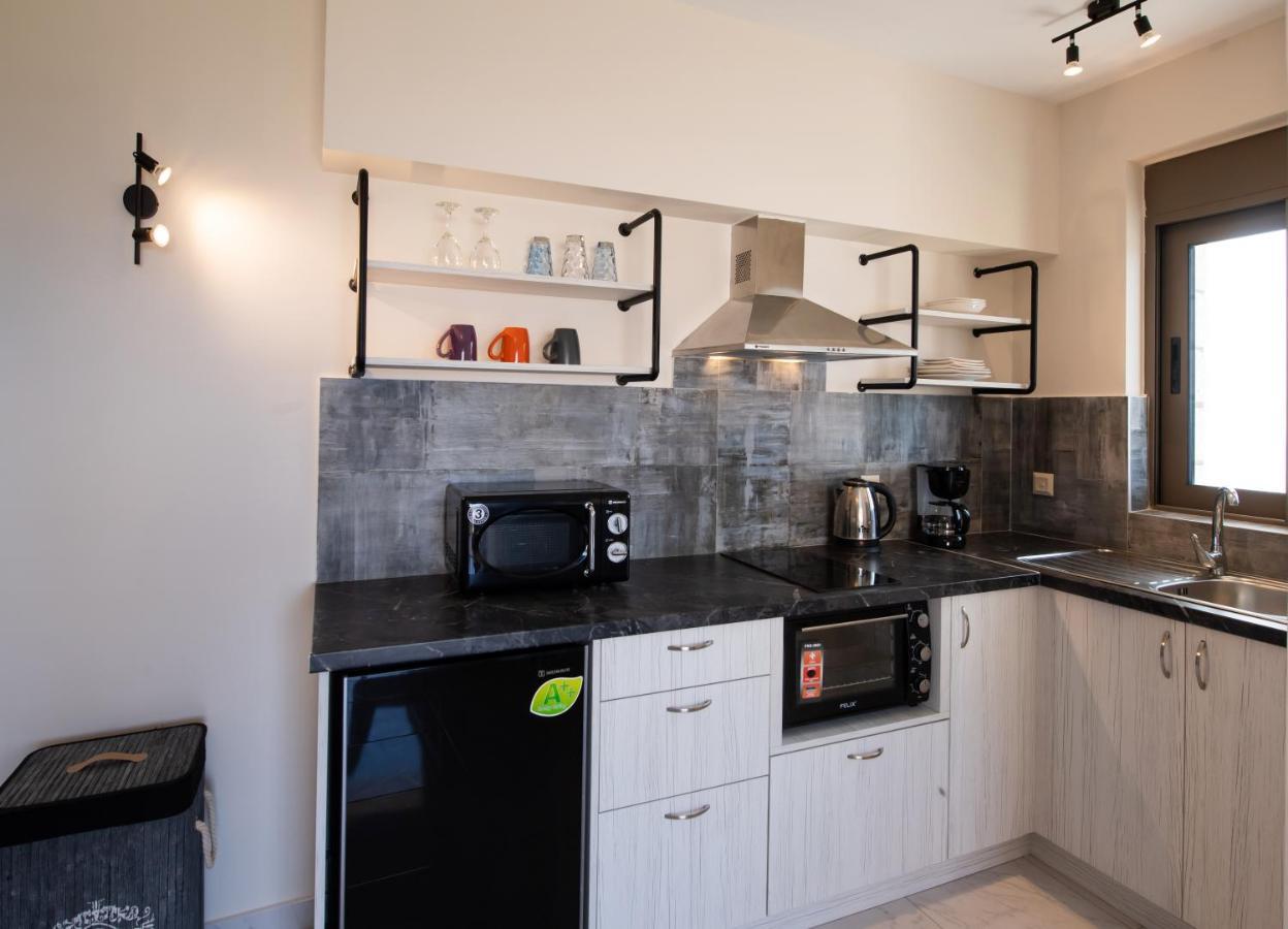Melikiron Luxury Apartments Áyios Nikítas エクステリア 写真